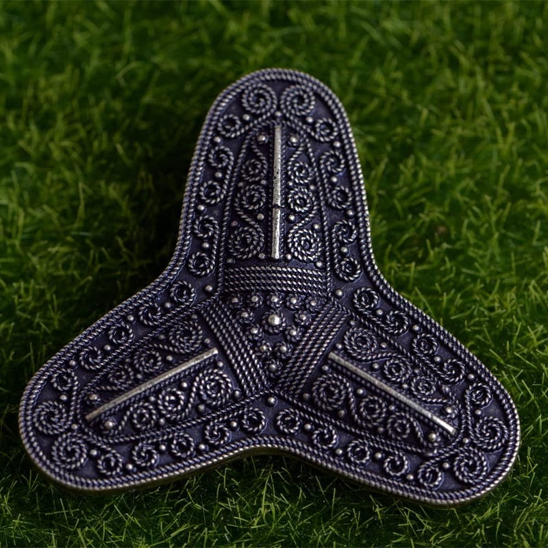 LANGHONG Norse Viking Brooch For Men Turtle Brooch Talisman Jewelry, Gift For Men - Image 4